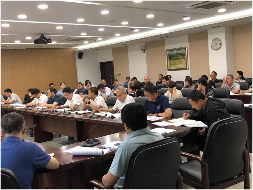81e35e37843f4219b4bc1f98b774706c.png 副校长徐永赞出席会议