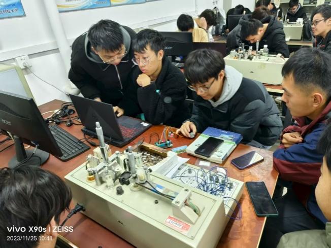 面向我省重点发展的八大产业