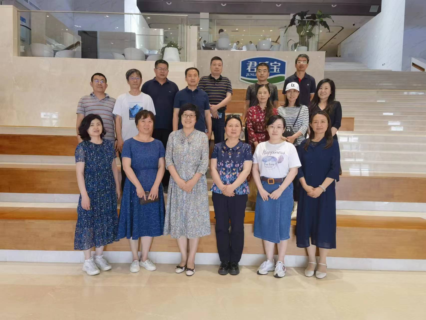 6e8b08efb0b749ec963d413b6c73d509.jpg 团结奋进新征程”主题U8集团新手怎么
