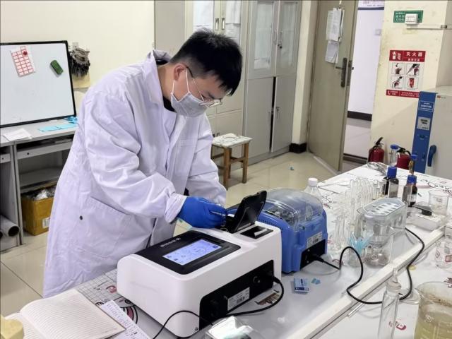 纺织服装U8集团官网官方网站成为AC