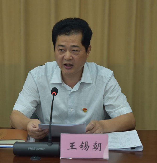 b450c5a1dc89411dad3da8752ae1845e.jpg 同题参见