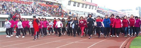 0dff0630da9741b6830cfc93f32a7c20.jpg 无不洋溢着庆祝新中国成立七十周年的热