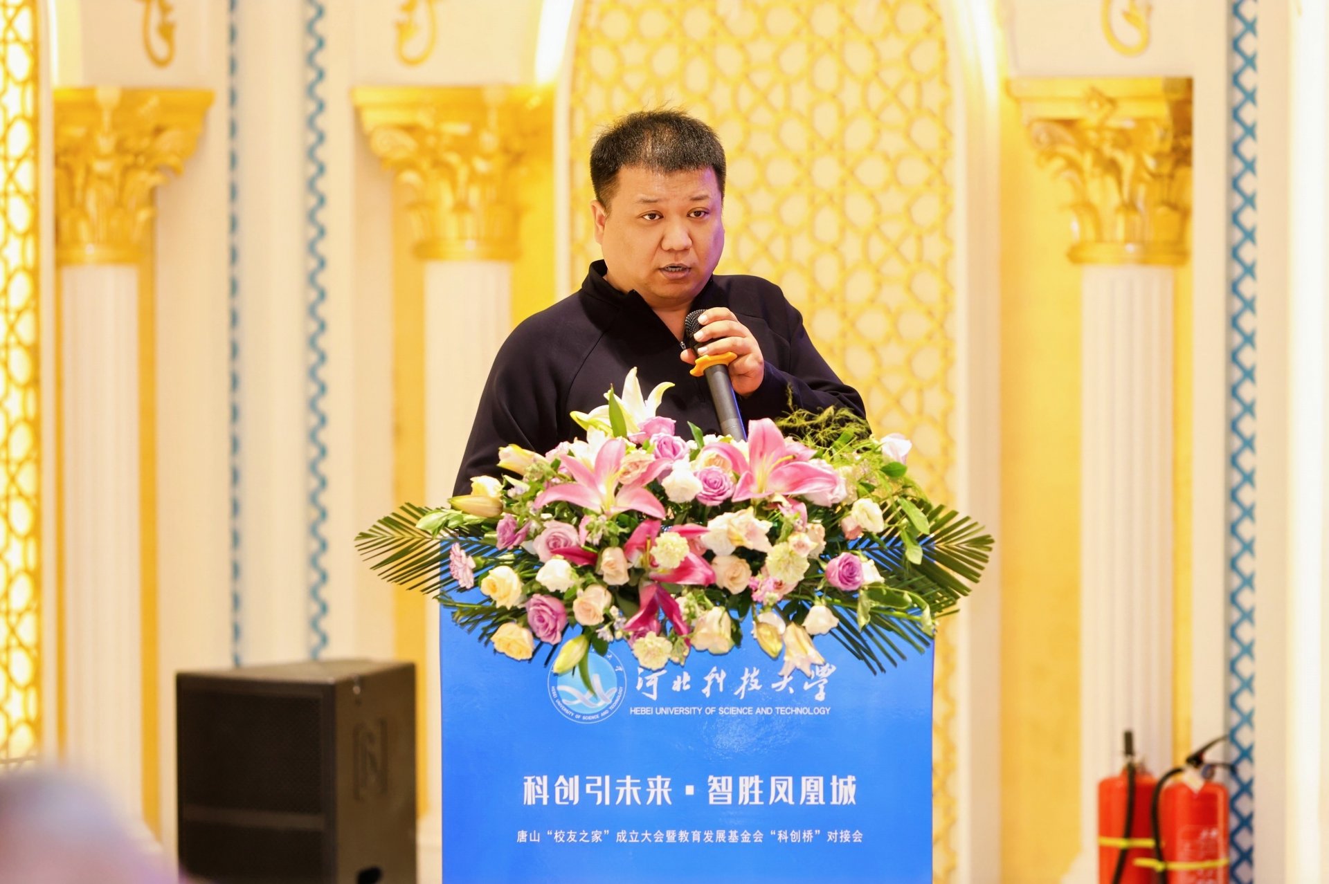 为进一步搭建校企合作的桥梁